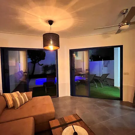 Luxury 3-bedroom With Heated Private Pool - In Marina Rubicon, Playa Blanca, Lanzarote *