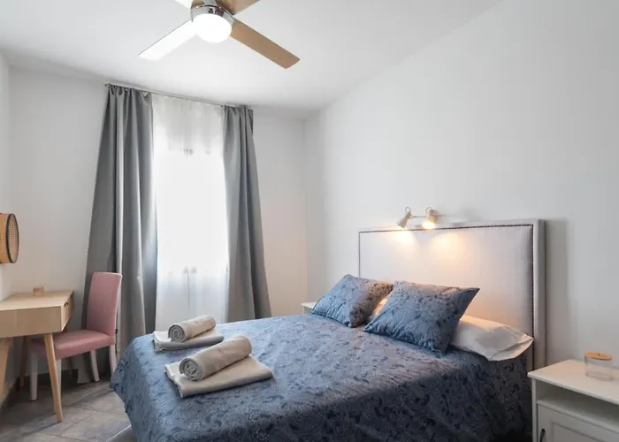 Luxury 3-bedroom With Heated Private Pool - In Marina Rubicon, Playa Blanca, Lanzarote Villa *