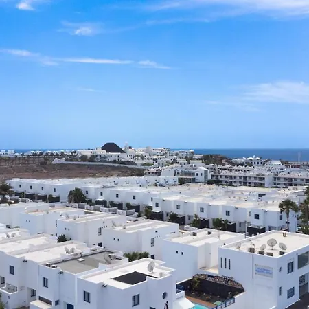 Luxury 3-bedroom With Heated Private Pool - In Marina Rubicon, Playa Blanca, Lanzarote *