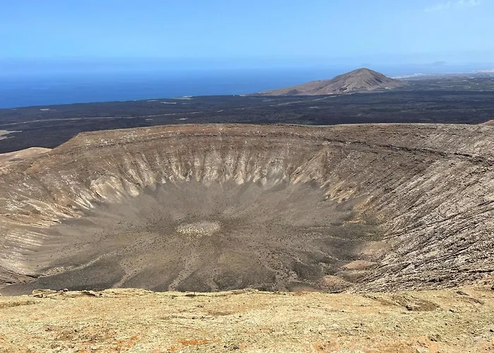 Luxury 3-bedroom With Heated Private Pool - In Marina Rubicon, Playa Blanca, Lanzarote *
