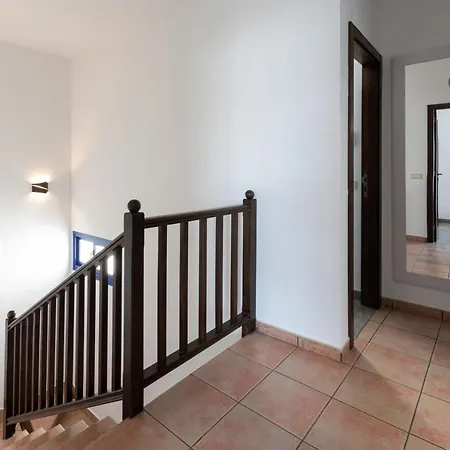 Villa Luxury 3-bedroom With Heated Private Pool - In Marina Rubicon, Playa Blanca, Lanzarote *